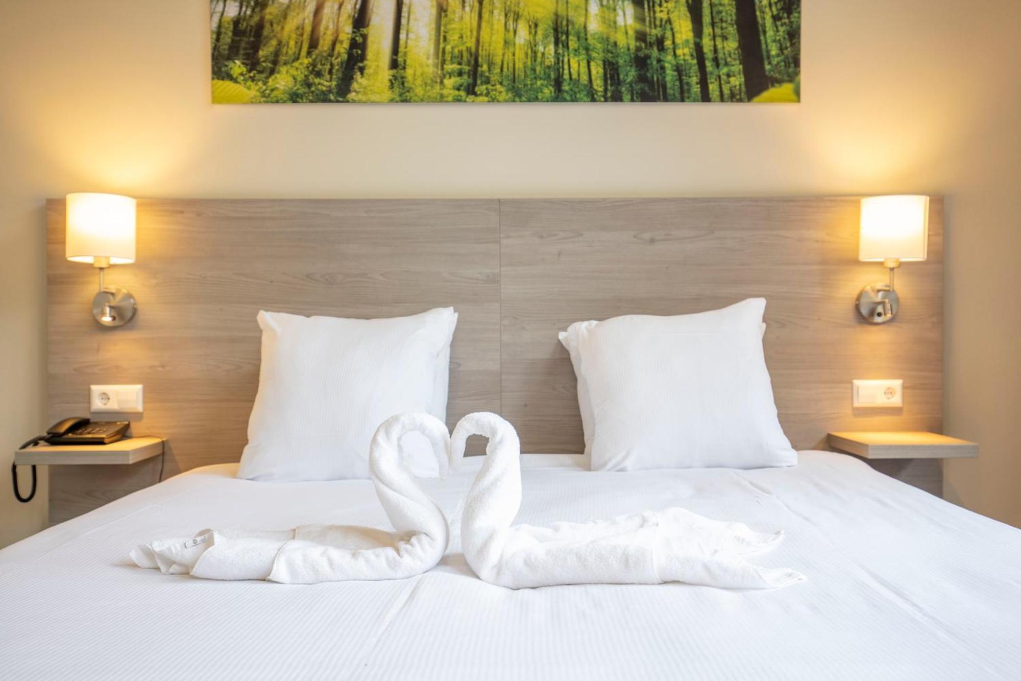 Fletcher Hotel Landgoed Huis Te Eerbeek Bagian luar foto