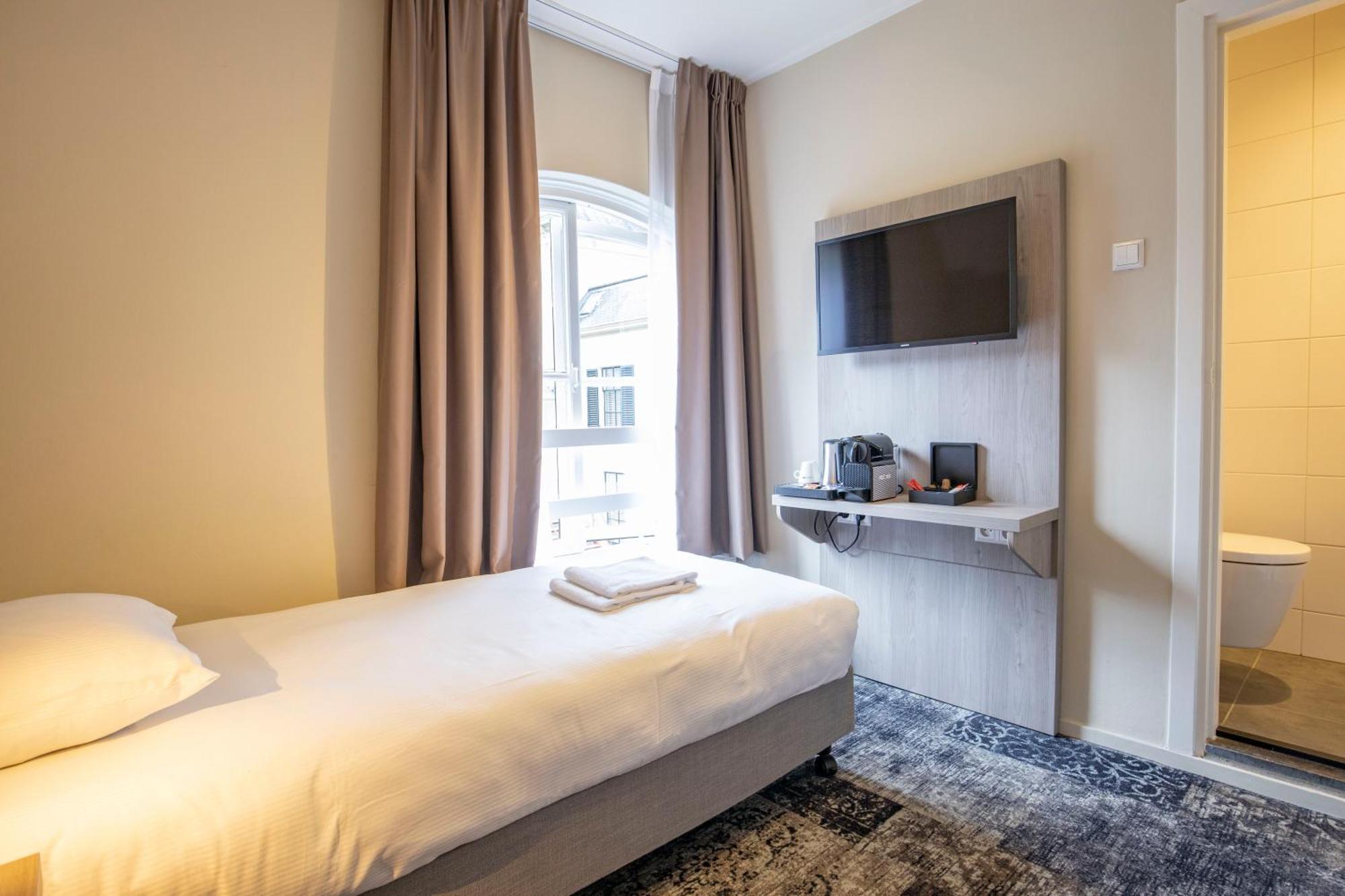 Fletcher Hotel Landgoed Huis Te Eerbeek Bagian luar foto