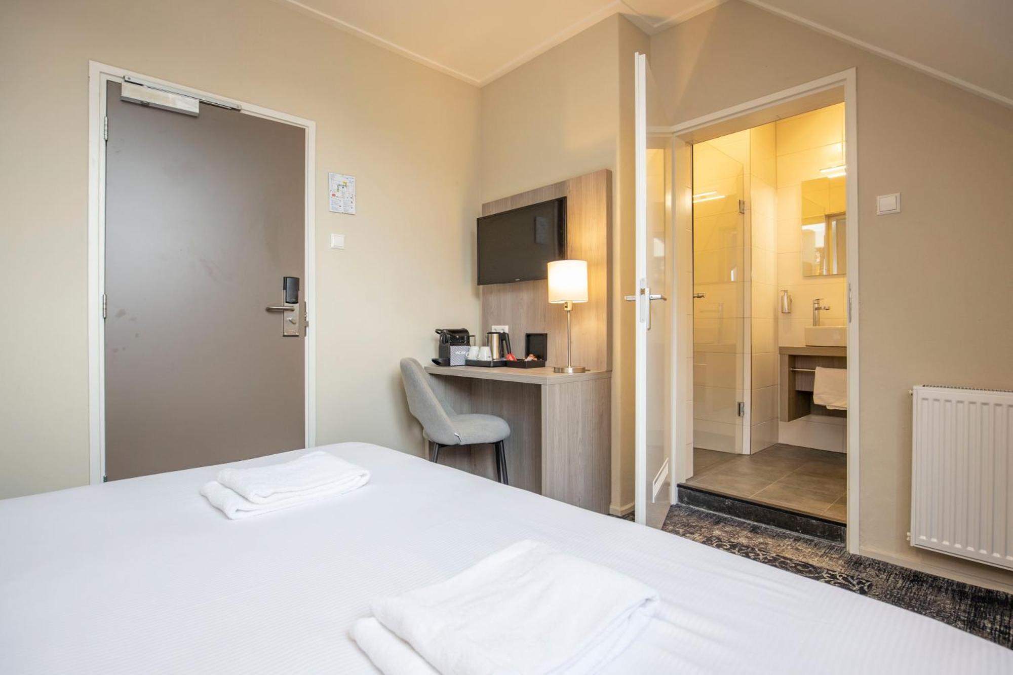 Fletcher Hotel Landgoed Huis Te Eerbeek Bagian luar foto